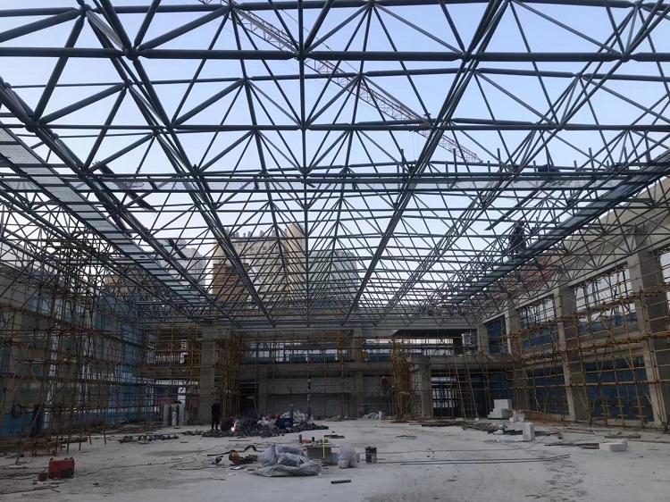 麻城第一附属小学体育馆网架
